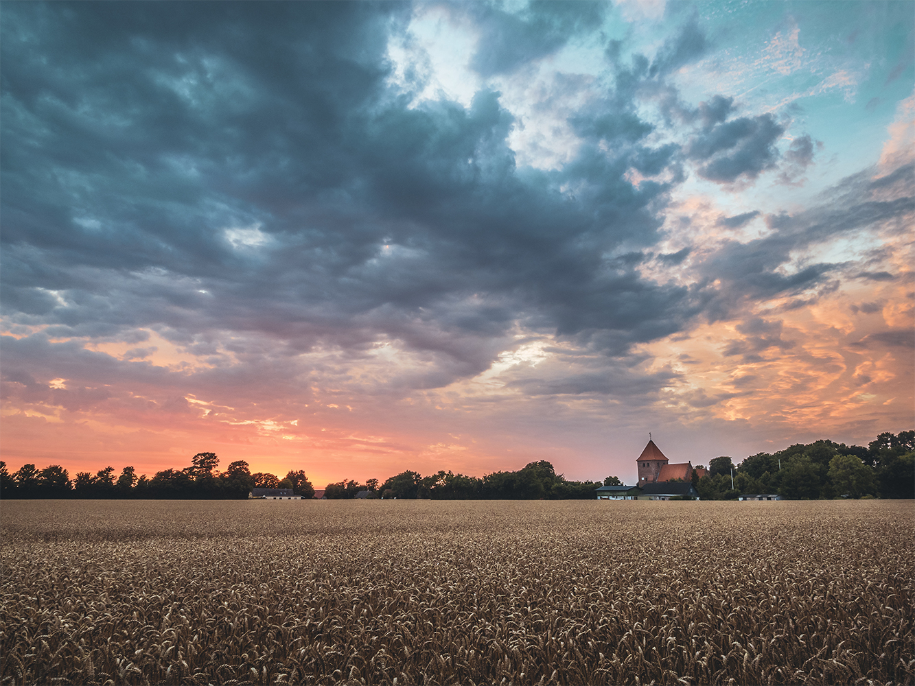 lolland-falster-mark-med-kirke